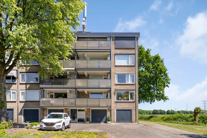 Foto 1 van Atletenstraat 137