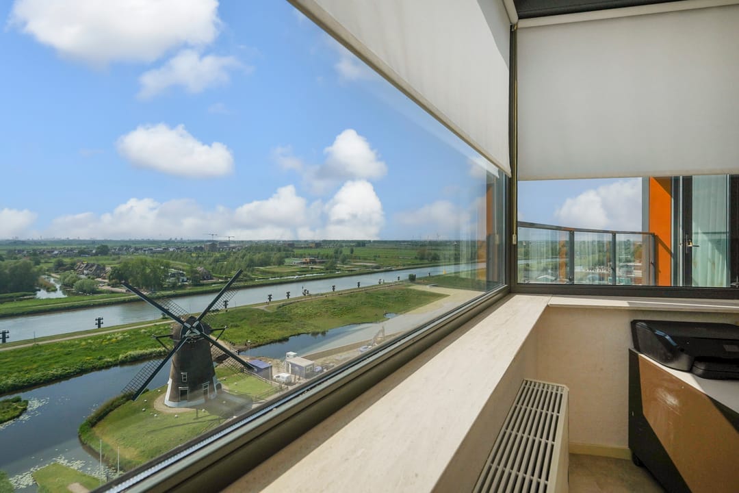 Foto 28 van Uiverplein 126