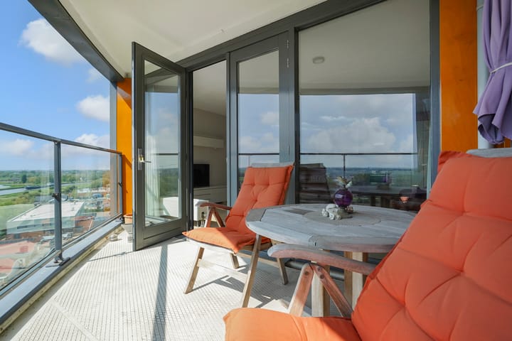 Foto 30 van Uiverplein 126