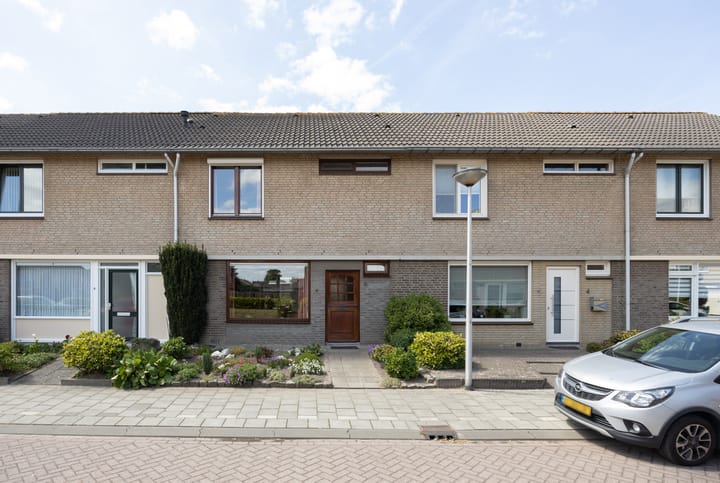 Foto 1 van Van de Rietstraat 6