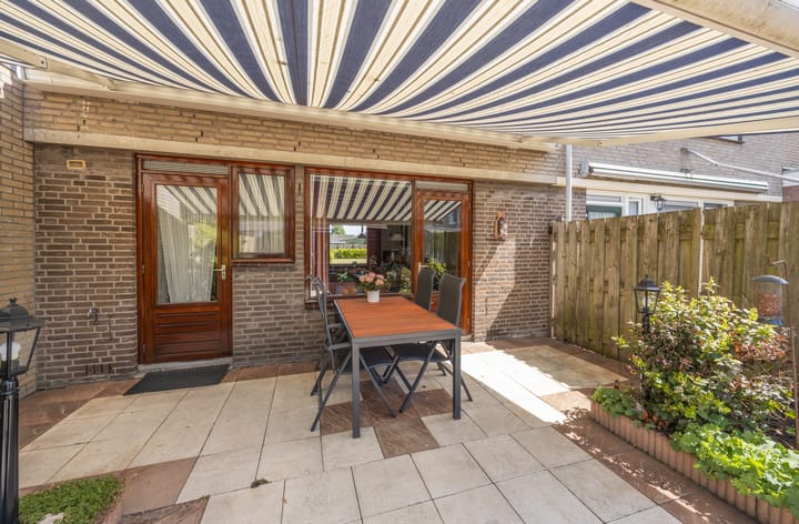 Foto 34 van Van de Rietstraat 6