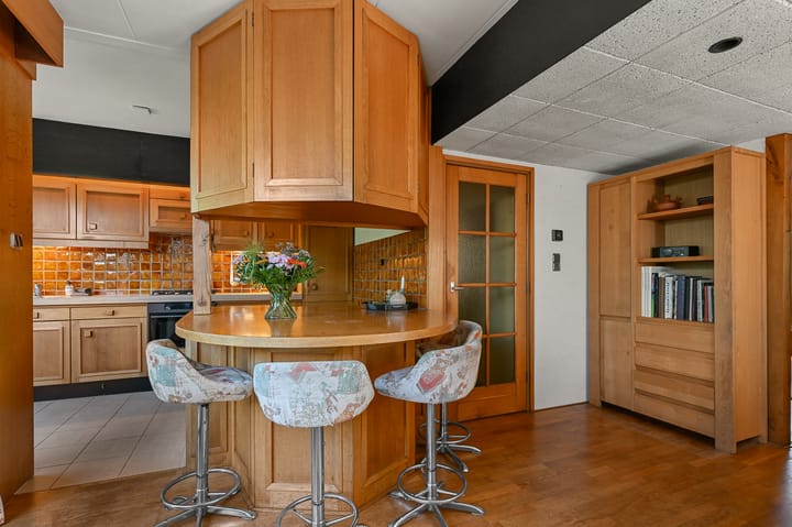 Photo 8 of Prins van Oranjestraat 8