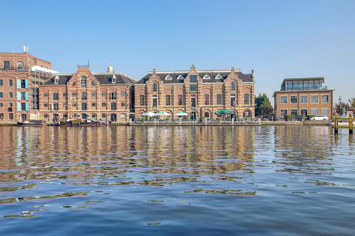 Photo 32 of Prins van Oranjestraat 8