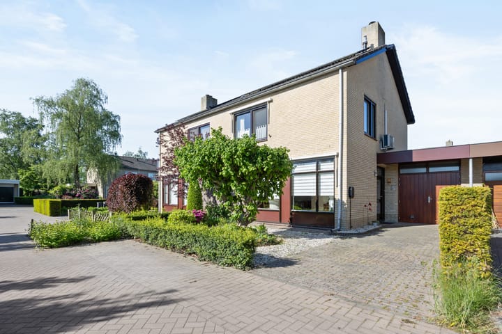 Foto 1 van Mozartlaan 3