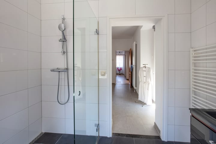 Foto 28 van Brandenburgerweg 14