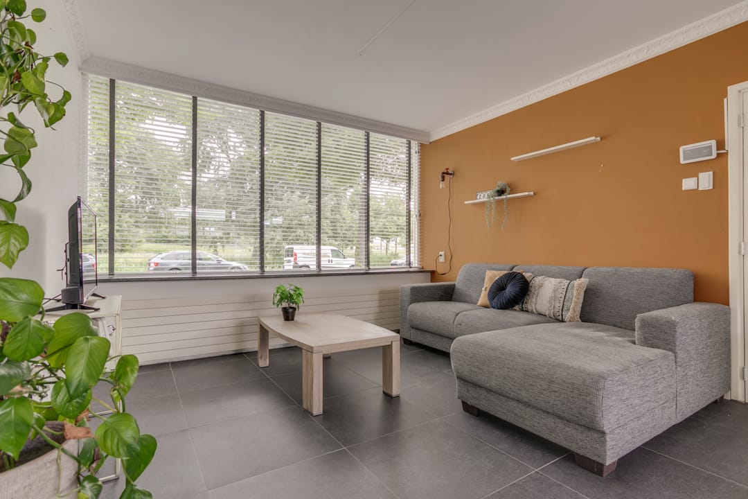 Foto 13 van Esdoornlaan 208