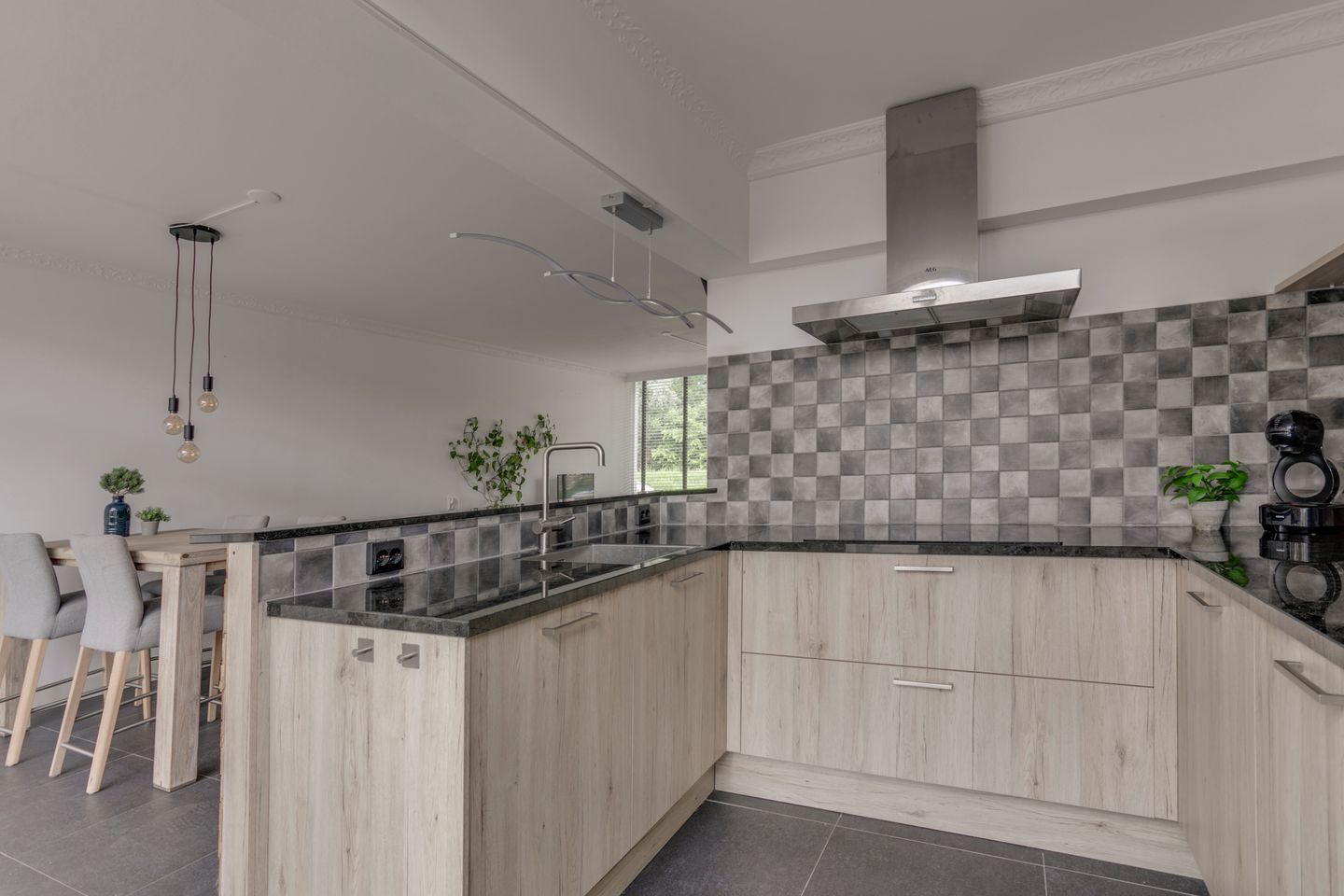 Foto 20 van Esdoornlaan 208