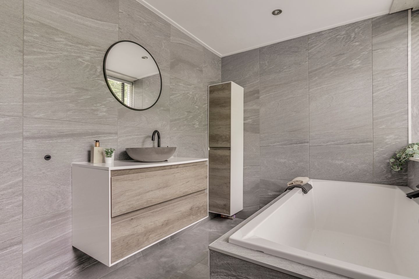 Foto 29 van Esdoornlaan 208