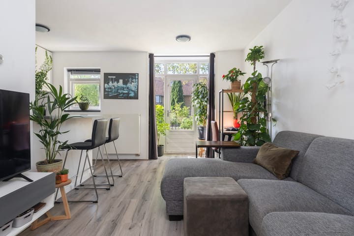 Foto 2 van Crocusstraat 2