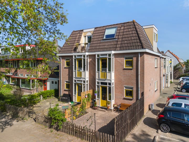 Foto 15 van Crocusstraat 2