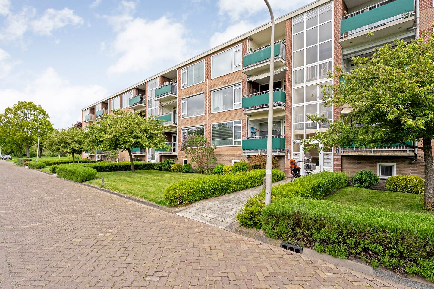 Foto 4 van Esdoornlaan 27