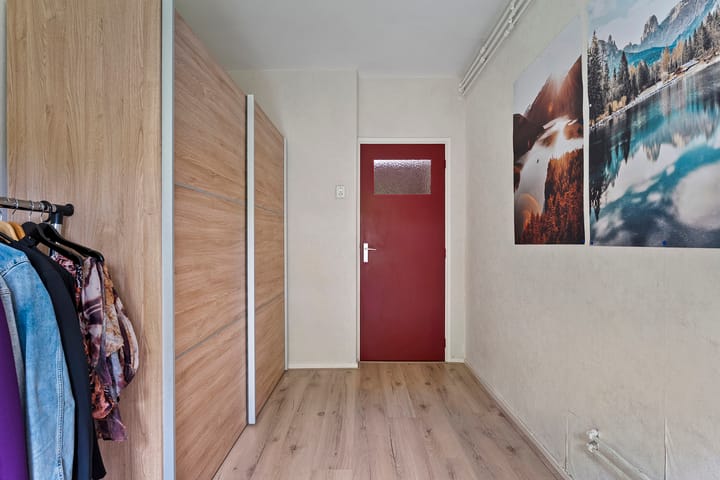 Foto 17 van Esdoornlaan 27