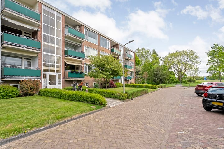 Foto 24 van Esdoornlaan 27