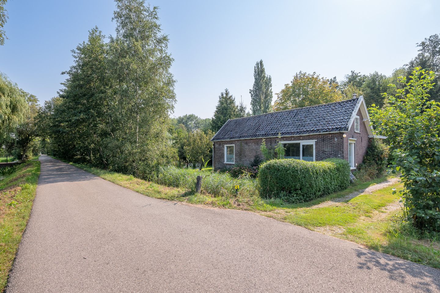 Photo 4 of Kleizuwe 8