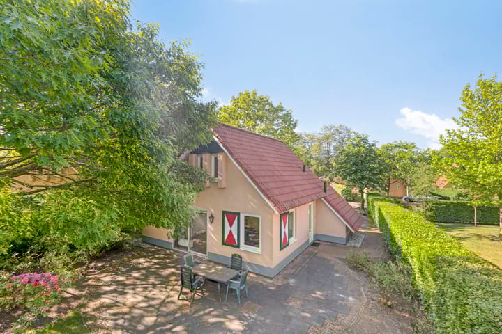 Foto 38 van Zuidlaarderweg 37-V70