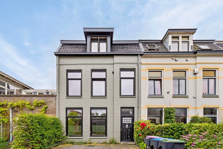 Cornelis Frederiksstraat 1