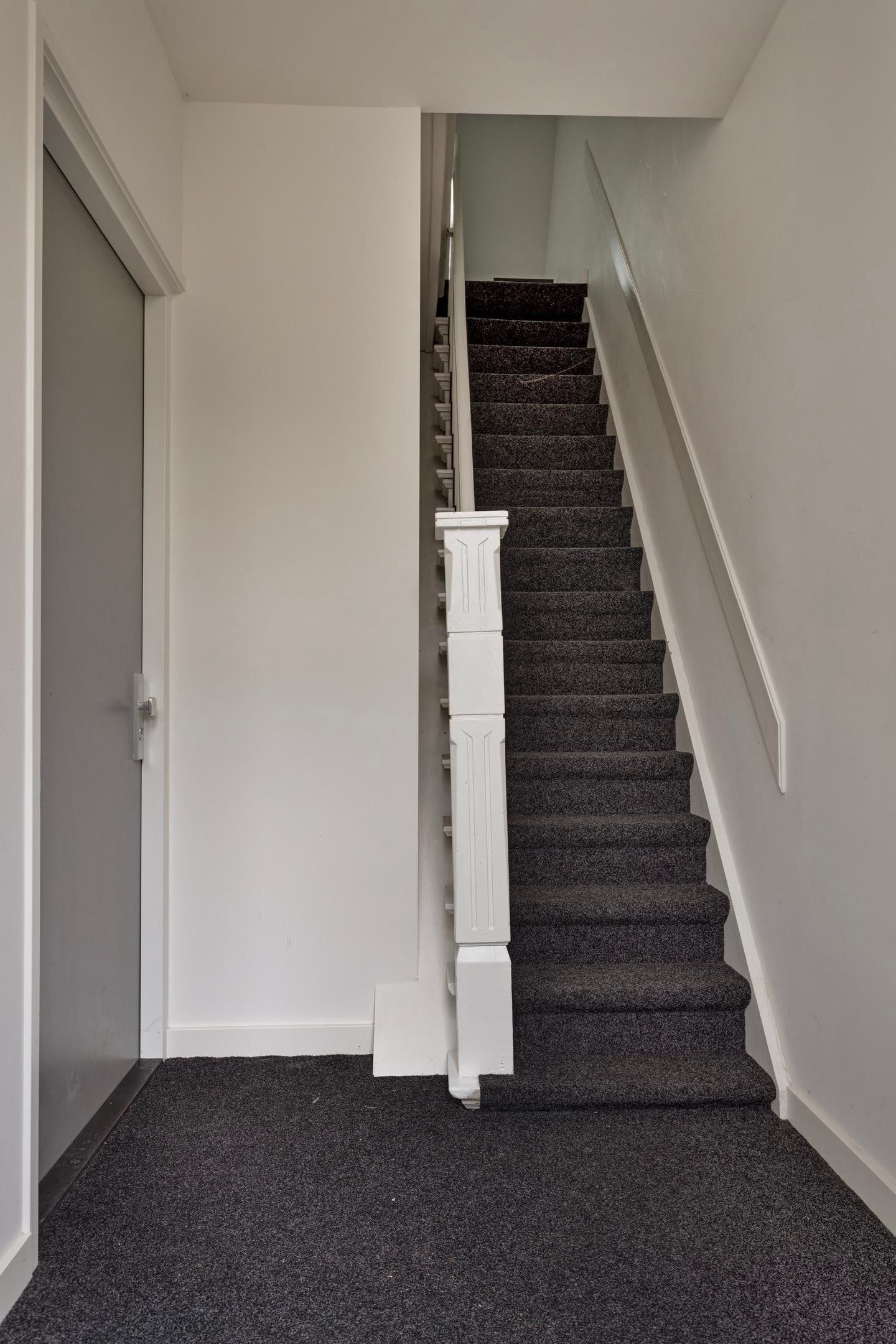 Foto 3 van Cornelis Frederiksstraat 1