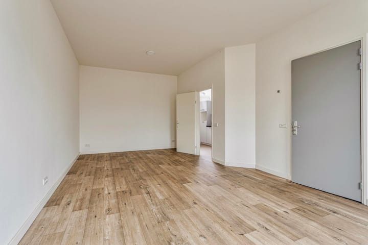 Foto 5 van Cornelis Frederiksstraat 1