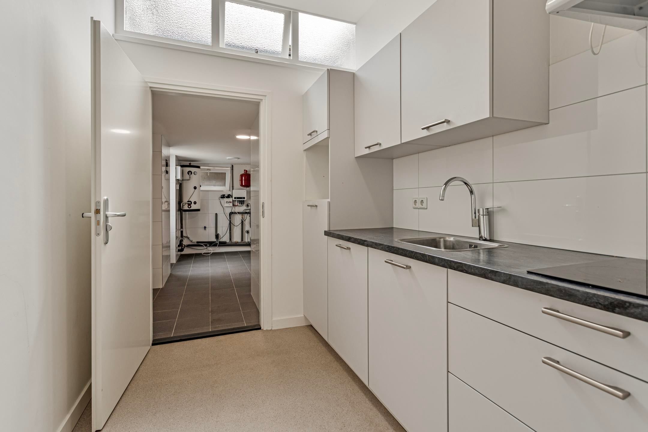 Foto 6 van Cornelis Frederiksstraat 1