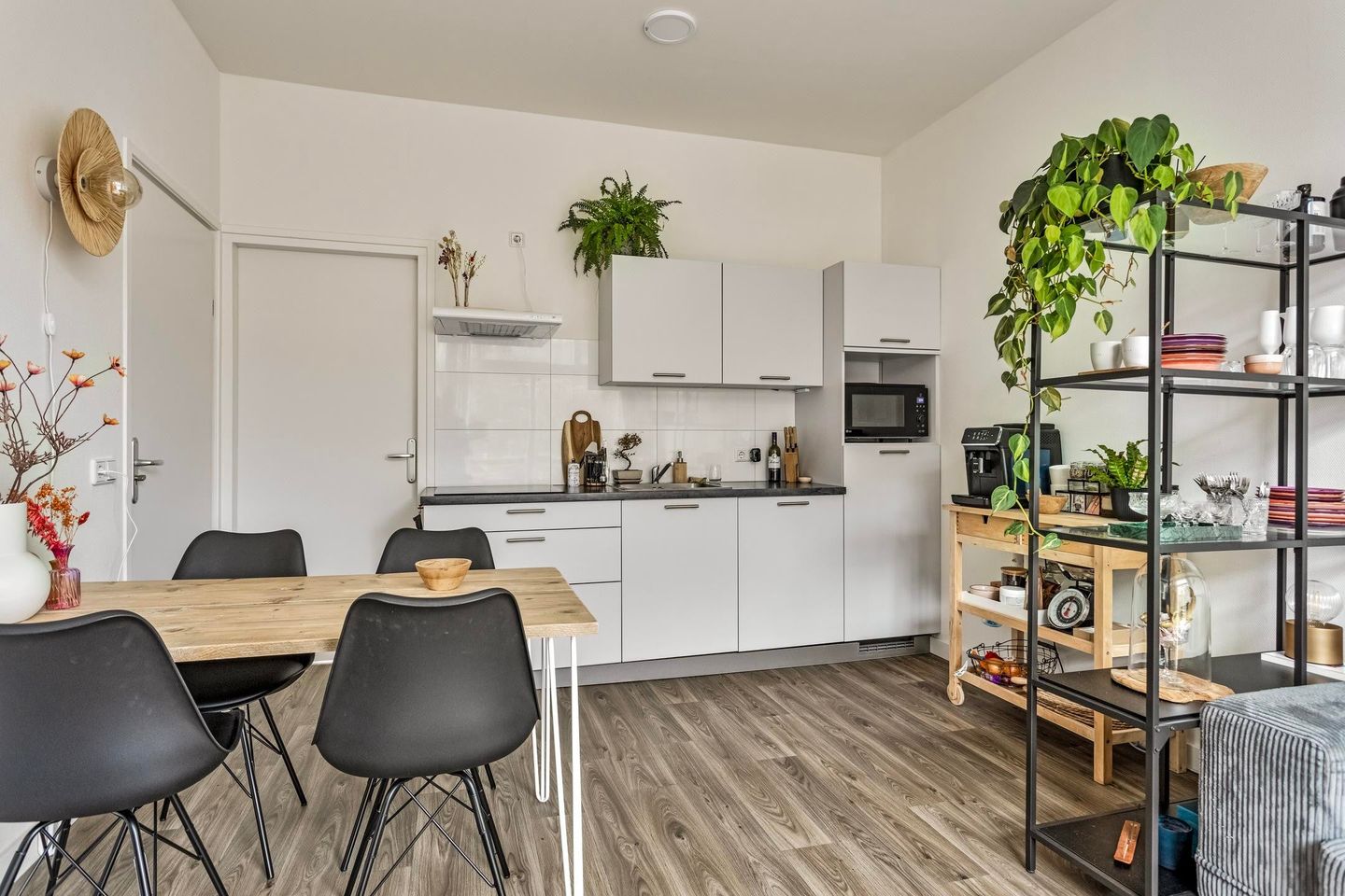 Foto 14 van Cornelis Frederiksstraat 1