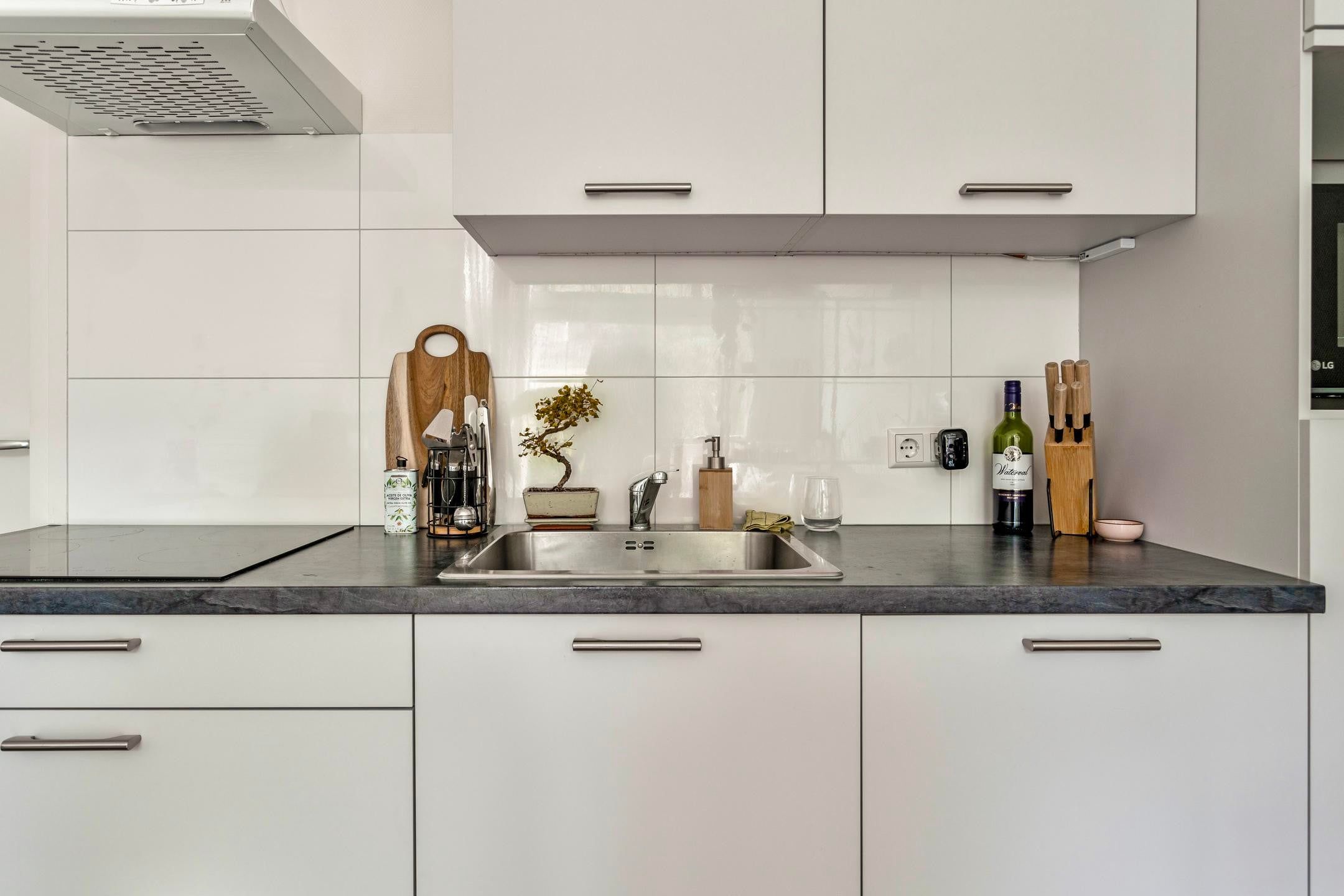 Foto 15 van Cornelis Frederiksstraat 1