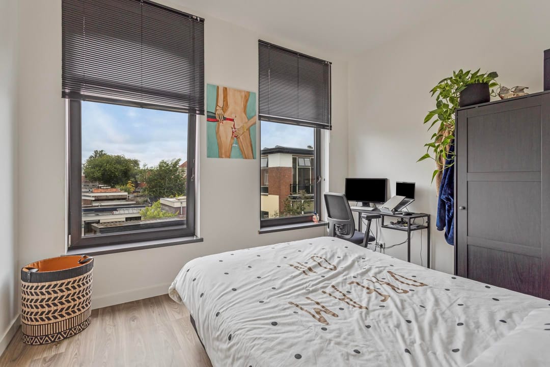 Foto 17 van Cornelis Frederiksstraat 1