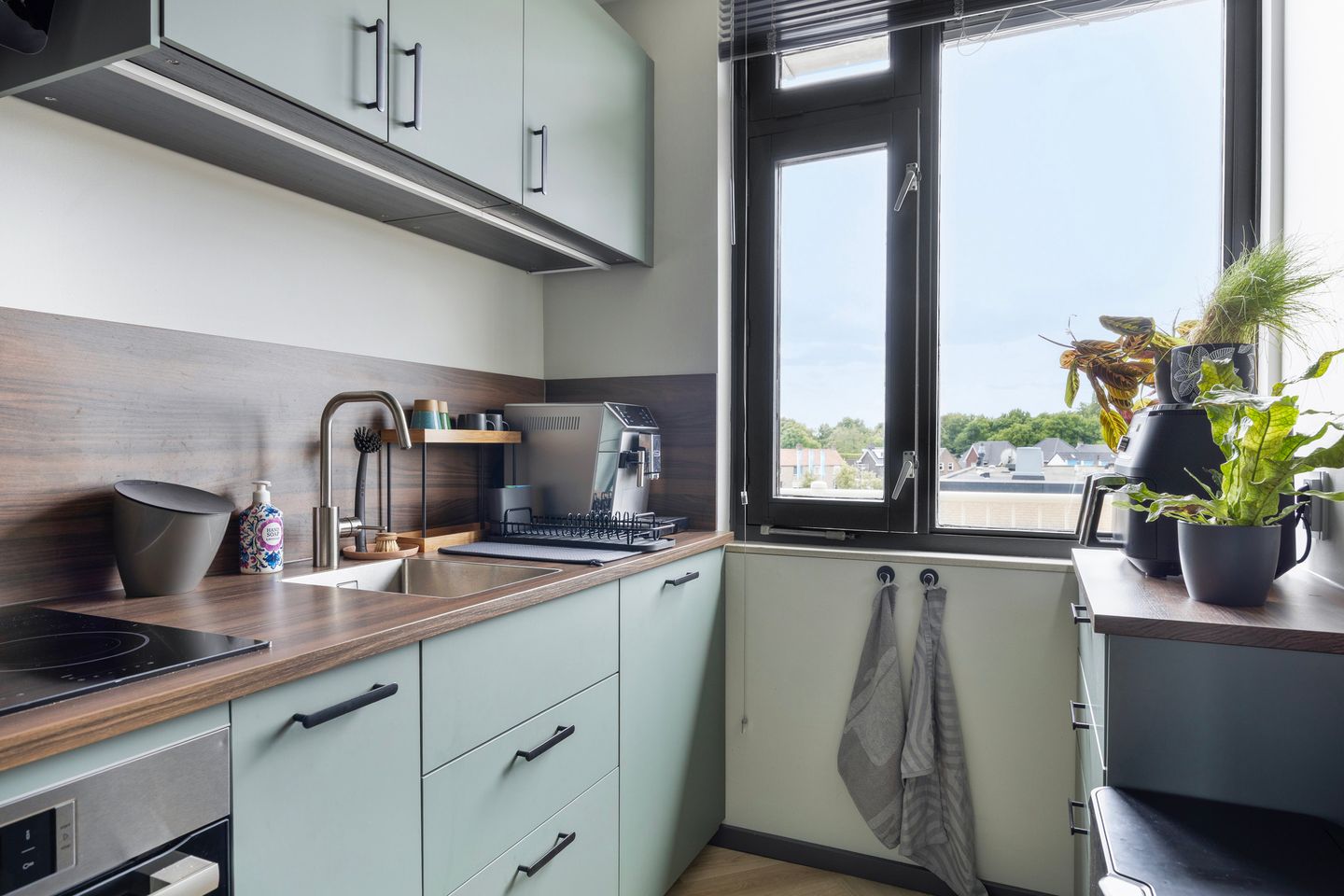 Foto 5 van Oliemaat 204