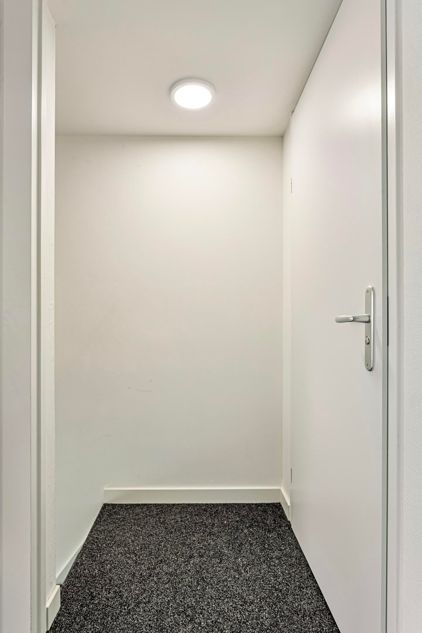 Foto 24 van Cornelis Frederiksstraat 1