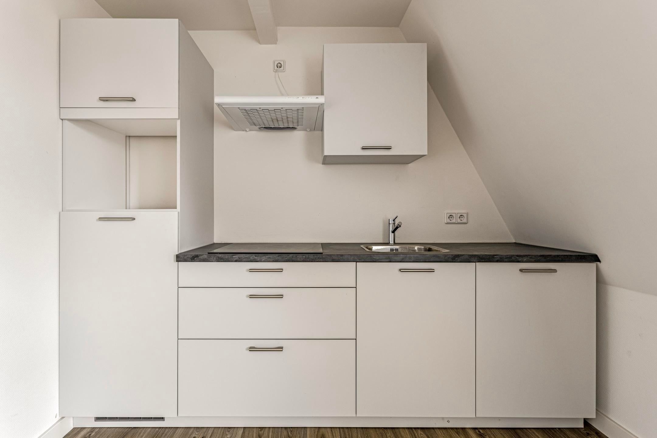 Foto 27 van Cornelis Frederiksstraat 1