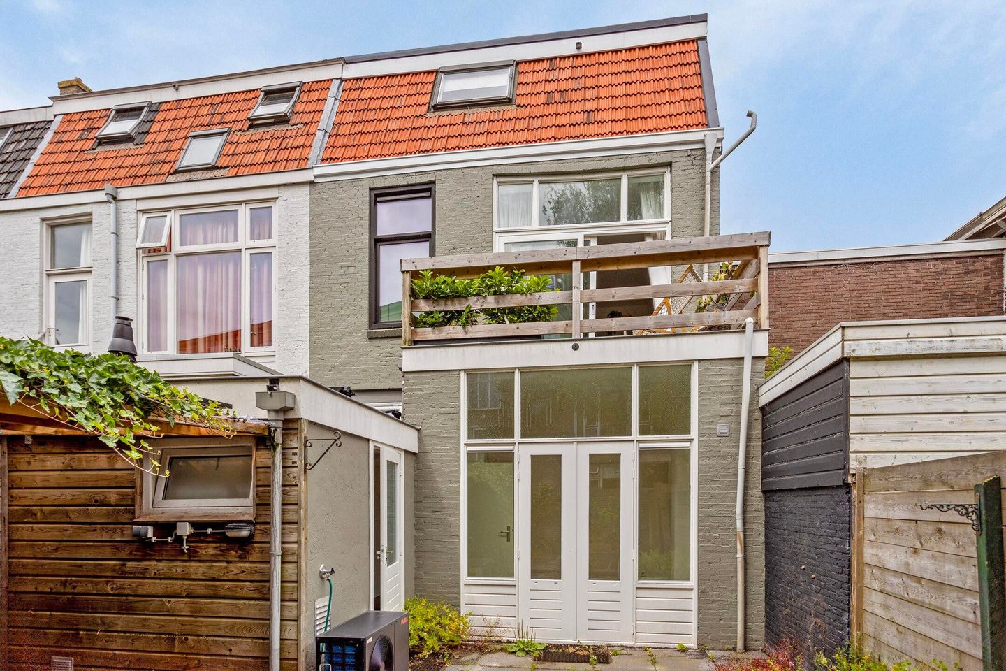 Foto 34 van Cornelis Frederiksstraat 1