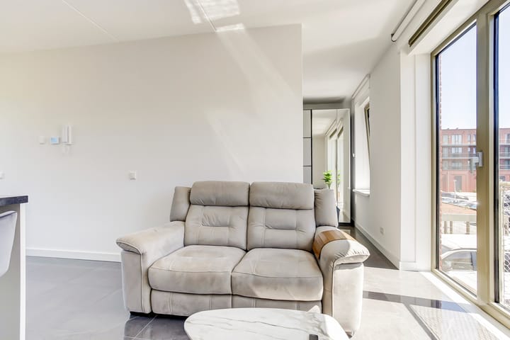 Foto 15 van Koning Willem-Alexanderplein 93