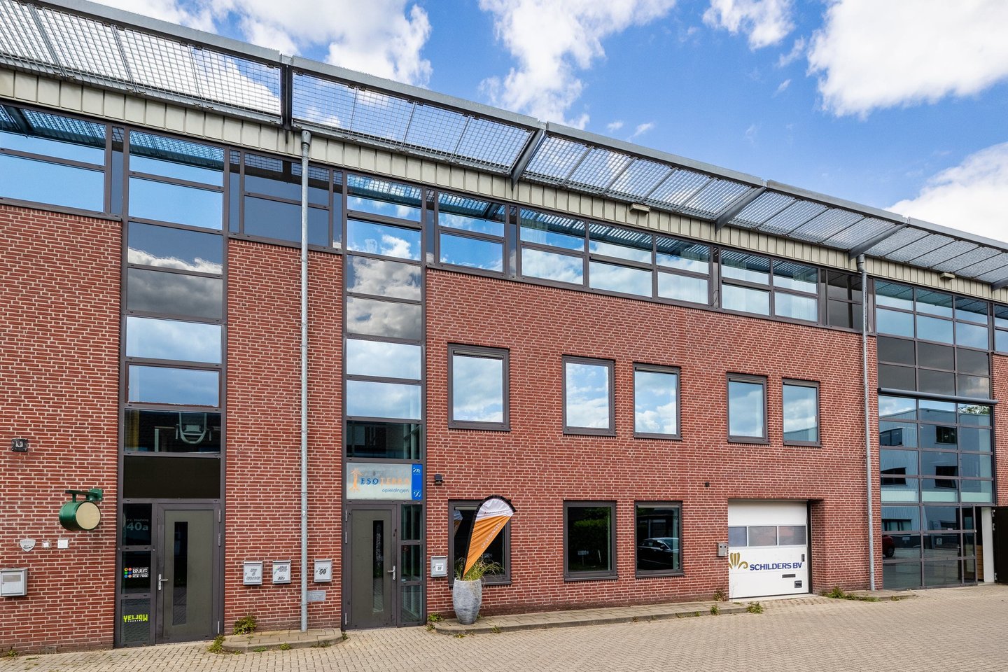 Bekijk foto 2 van P.C. Staalweg 50