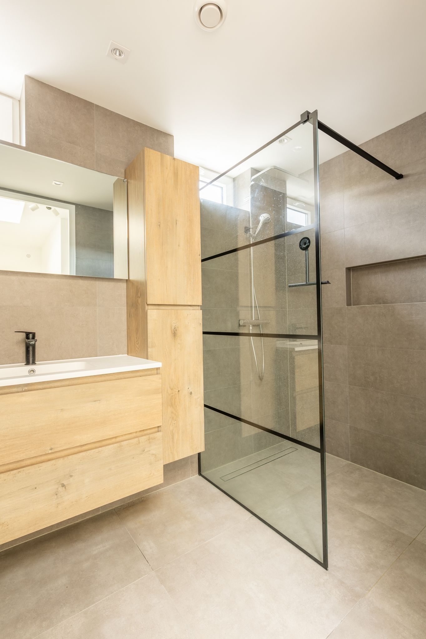 Foto 14 van Annie van Hattemstraat 1