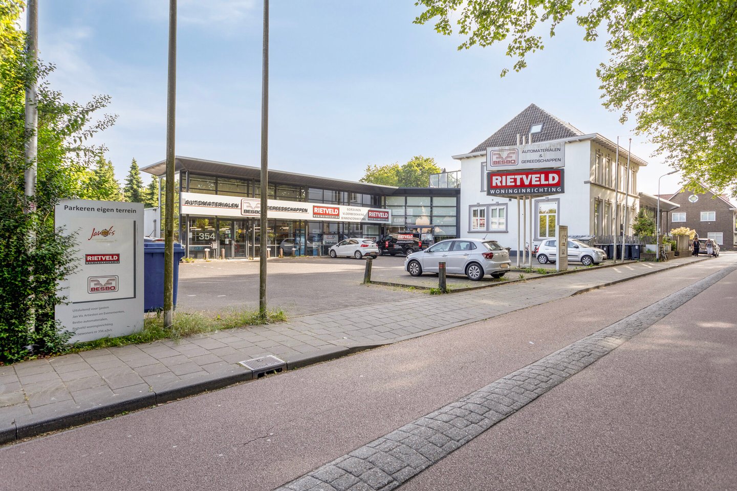 View photo 2 of Graafseweg 354