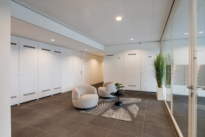 Photo 12 of Rosy Wertheimstraat 11