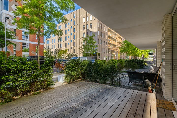 Photo 27 of Rosy Wertheimstraat 11