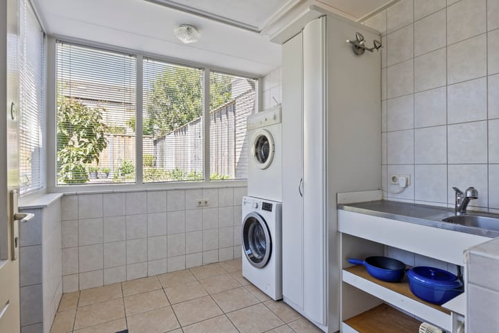 Foto 11 van de Esch 24