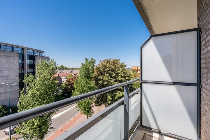 Foto 33 van President Kennedylaan 405