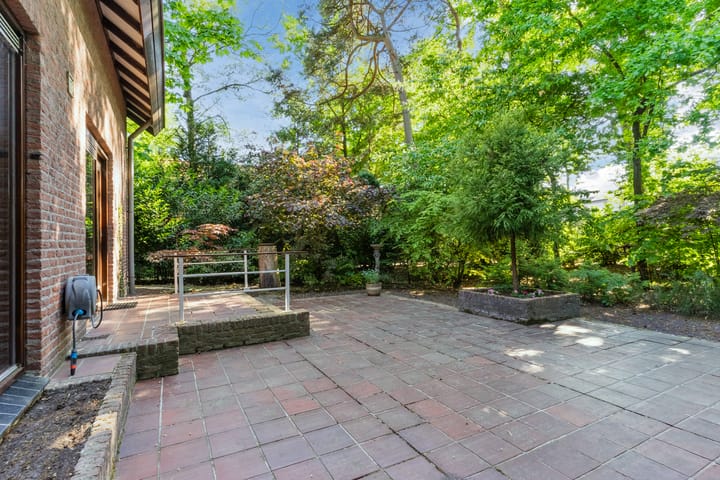 Foto 44 van Jan Roeststraat 23