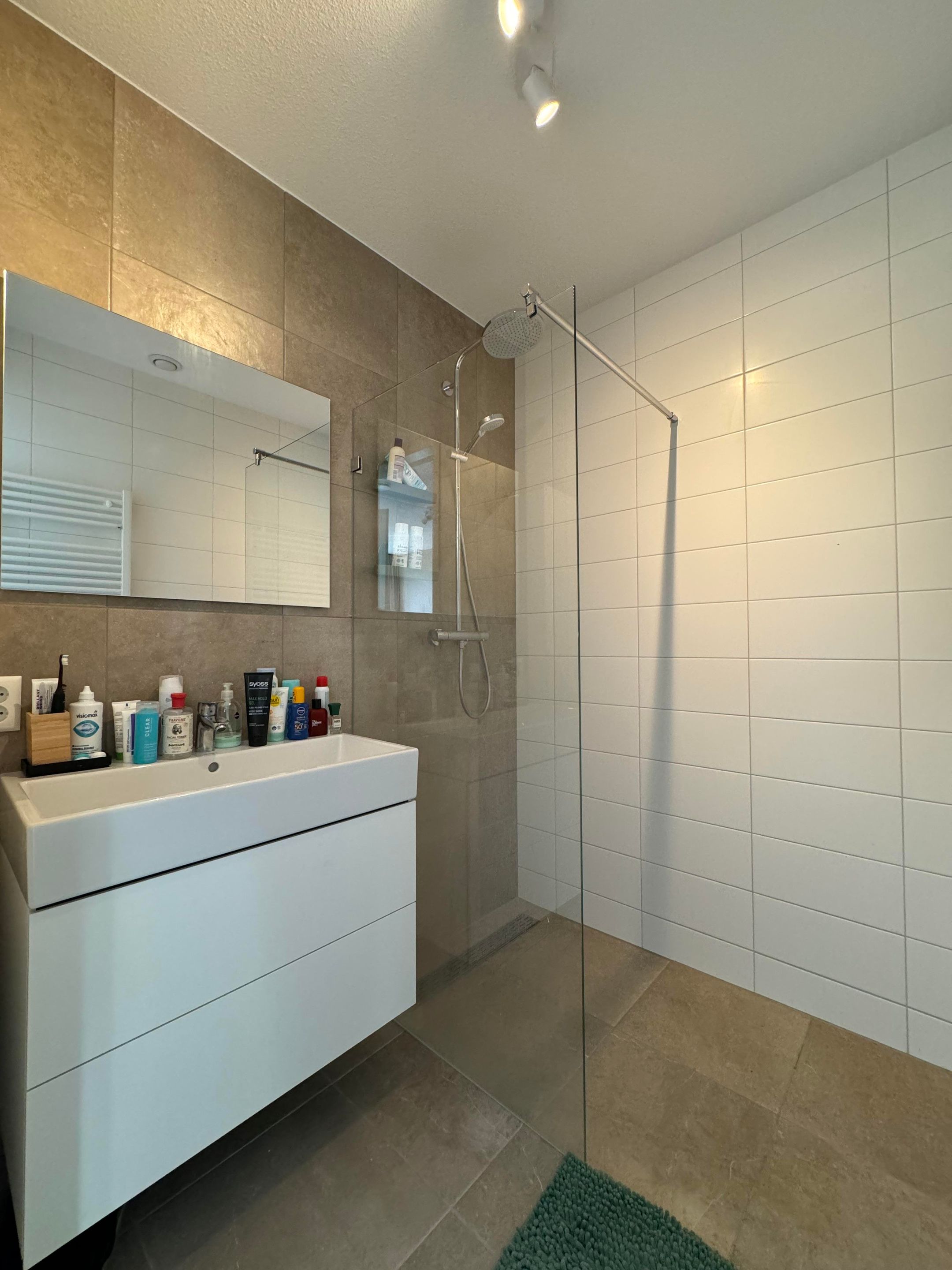 Foto 9 van Rosestraat 1271