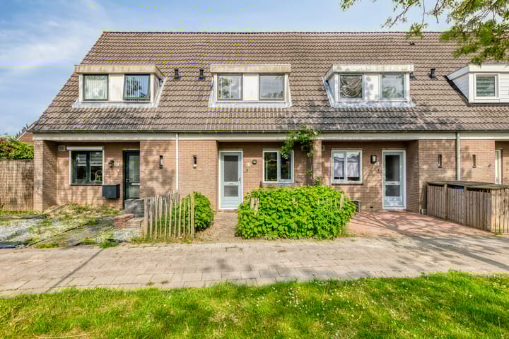 View photo of Eendvogelstraat 89