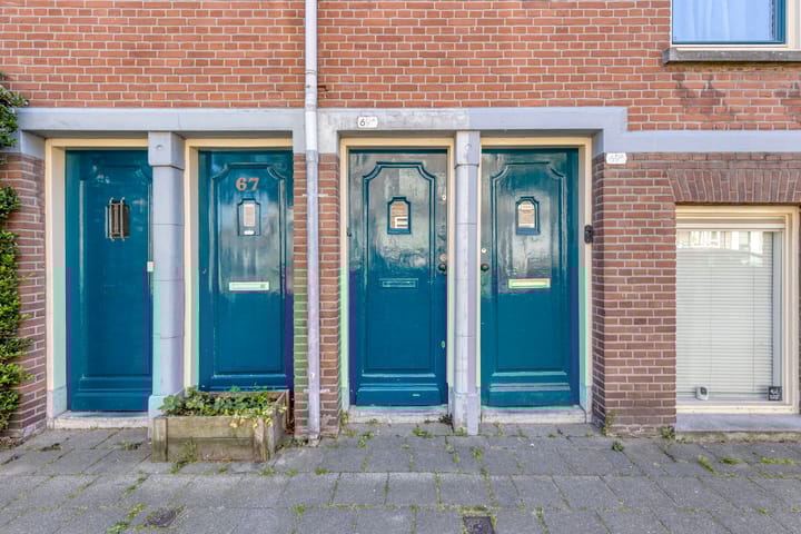 Photo 6 of Sint Liduinastraat 69-A