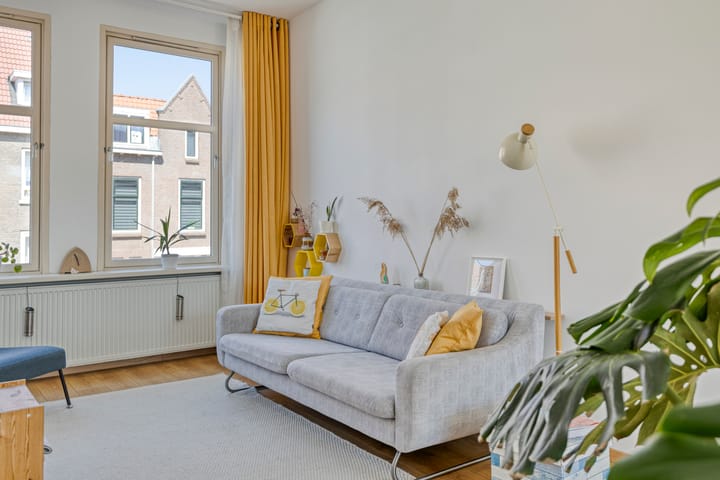 Photo 9 of Sint Liduinastraat 69-A