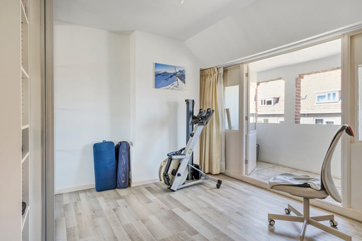 Photo 22 of Sint Liduinastraat 69-A