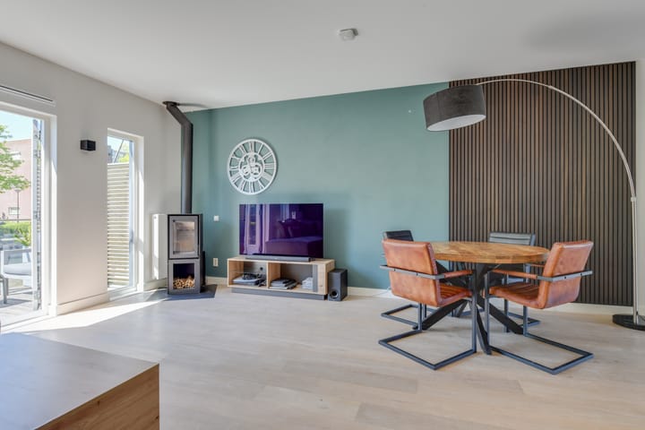 Foto 8 van Eiland van Surya 5