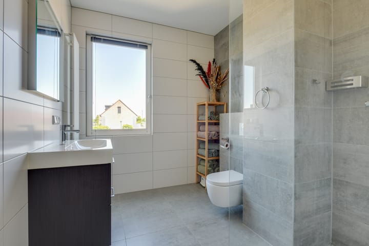 Foto 25 van Eiland van Surya 5