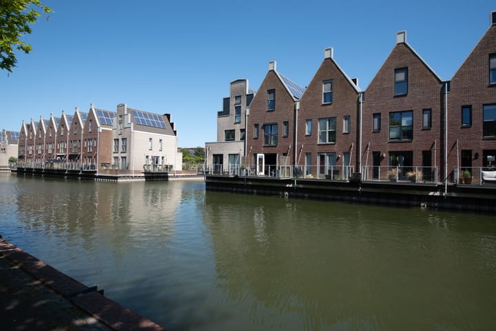 Foto 50 van Eiland van Surya 5