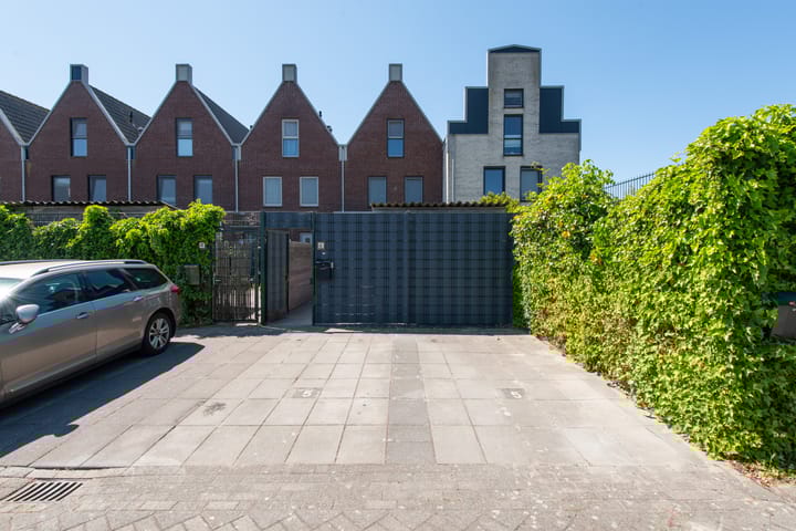 Foto 53 van Eiland van Surya 5