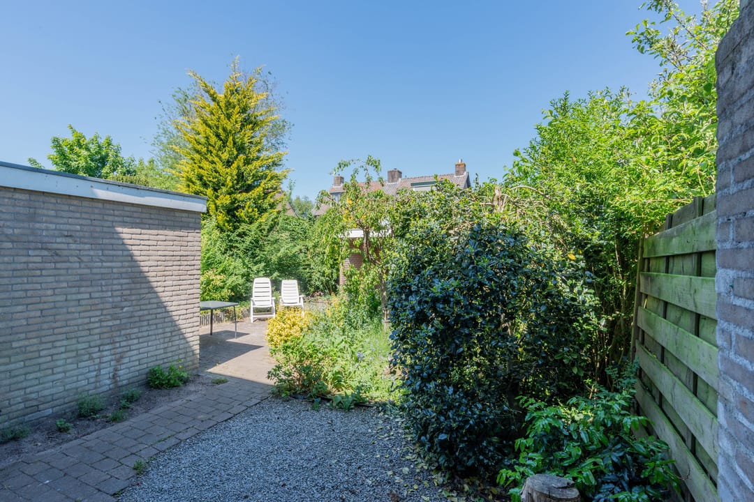 Photo 37 of Prof. dr. F. Zernikeweg 56