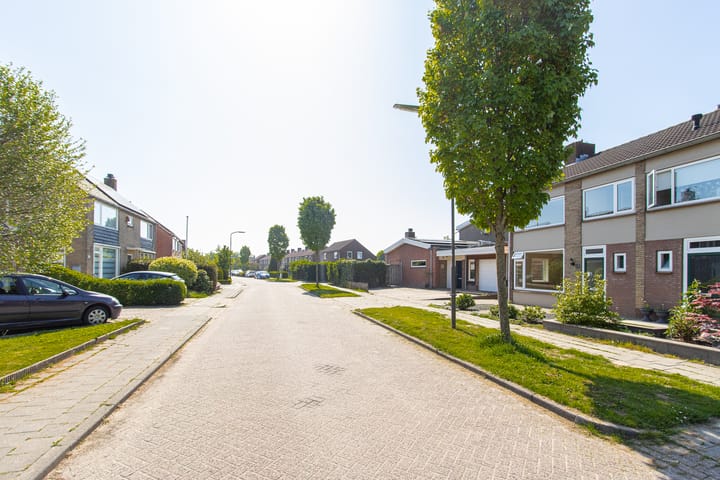 Foto 12 van Prinses Irenelaan 27